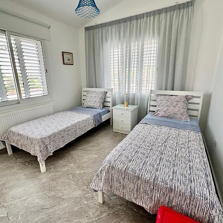 Villa M & S Coral Bay Buitenkant foto